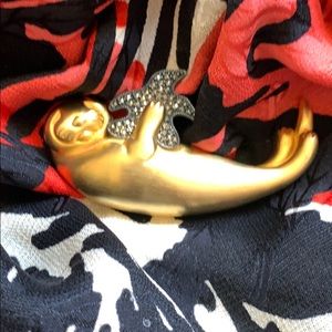 Vintage Otter Brooch